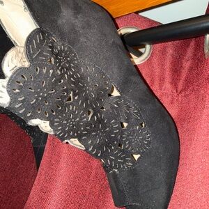 Adrienne Vittadini Black Heeled Boots with Floral Cutouts